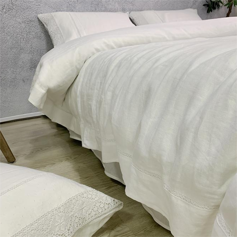 Modern White Pure Linen Four-Piece Bedding Set